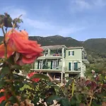 Rosegarden * Sami (Kefalonia)