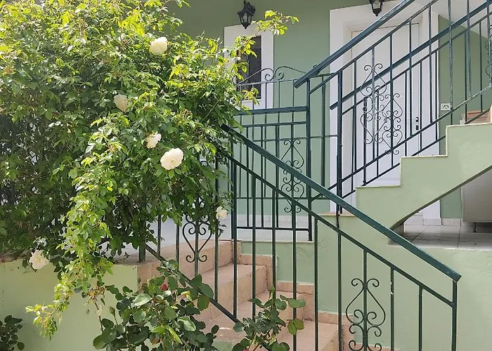 Rosegarden Casa de Férias *