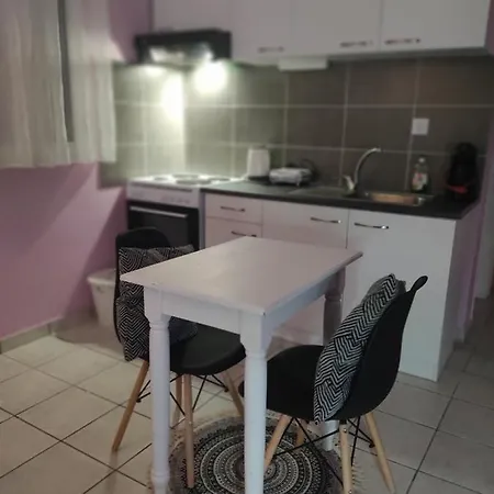 Rosegarden Tatil Evi Sami (Kefalonia)