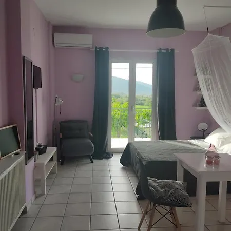 Rosegarden Tatil Evi Sami (Kefalonia)